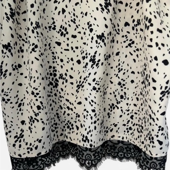 Elegant Black and Cream Spotted Women's Top - Picture 5 of 5